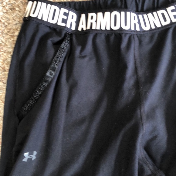 Under Armour Pants - Picture 2 of 5
